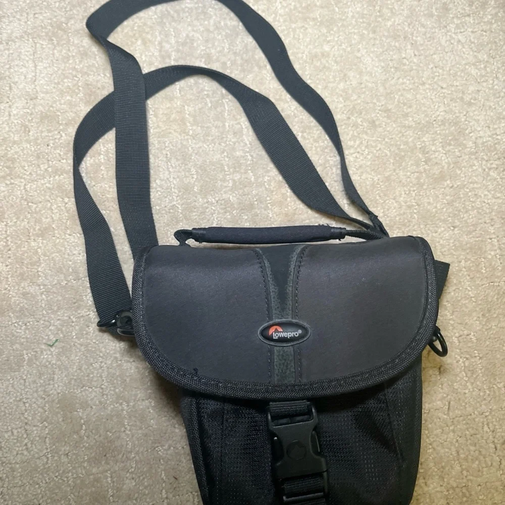 Lowepro black camera storage shoulder bag